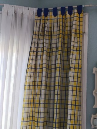 2 Cortinas de Tela a Cuadros