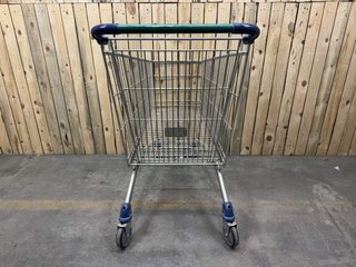 CARROS DE SUPERMERCADO GRANDES