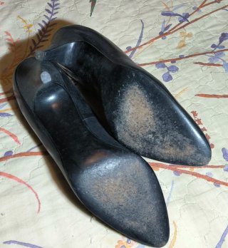 Zapatos de tacón negros Escobar