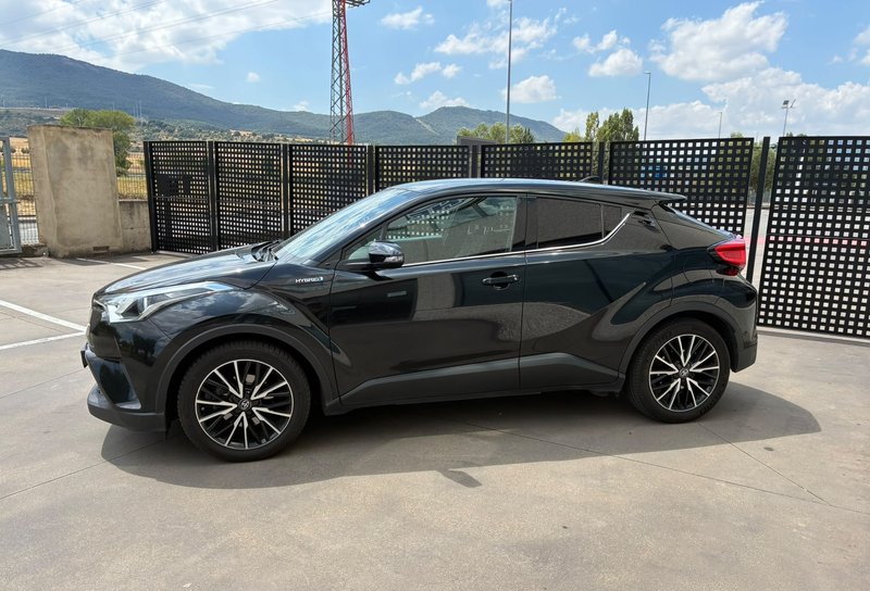 Toyota C-HR 2018, foto 2