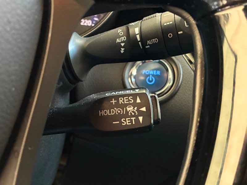 Toyota C-HR 2018, foto 8