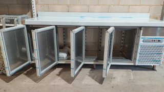 Mesa Refrigerada Coreco 4 Puertas