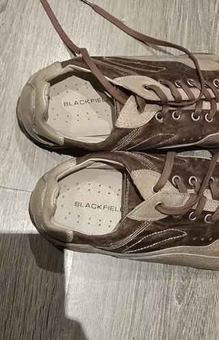 Scarpe Blackfiel Beige/Marrone