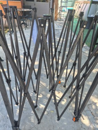 2 Tende Pieghevoli con Struttura Robusta