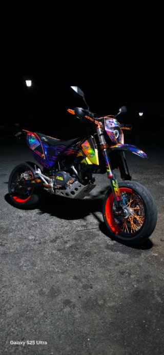 KTM 690 SMC Supermotard