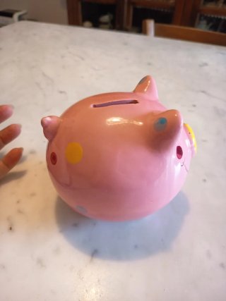 Salvadanaio maialino rosa
