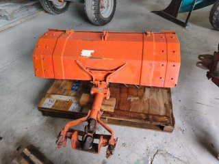 Tractor pasquali de 21 cv. con herramientas