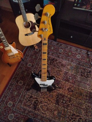 Fender Modern Player Jaguar Bass Negro