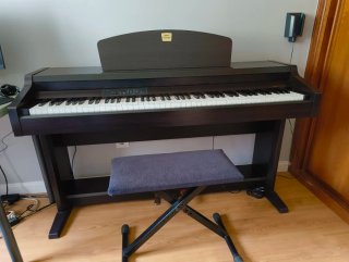 Yamaha Clavinova CLP-910 Piano Digital 88 Teclas