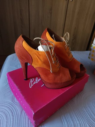 Zapatos de tacón K. negros talla 41