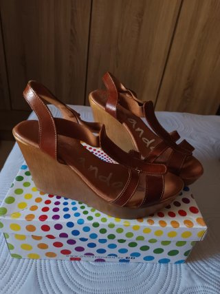 Zapatos de tacón K. negros talla 41
