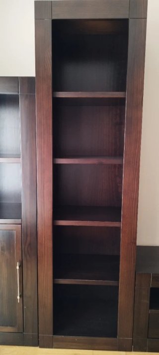 Mueble salón wengué con puertas de cristal