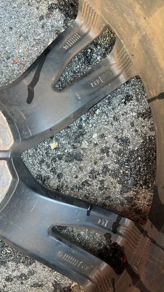 4 Llantas Volvo 19 Pulgadas con neumaticos