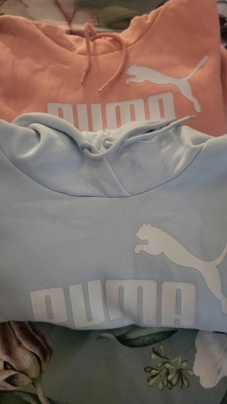 Dos Sudadera Puma Rosa y celeste  con Logo.