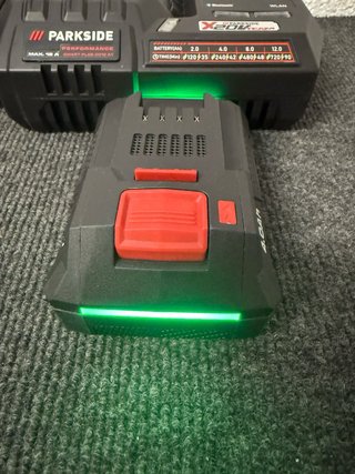Cargador y Batería Inteligente Parkside X20V