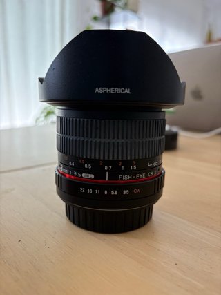 Samyang 8mm f/3.5 UMC Fisheye CS II Canon