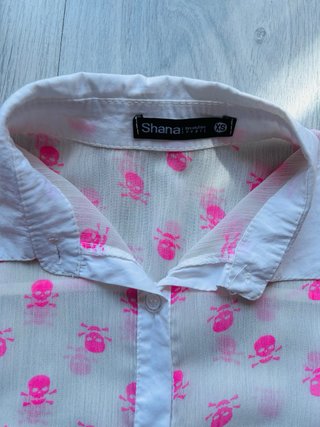 Blusa sin mangas estampada de Shana