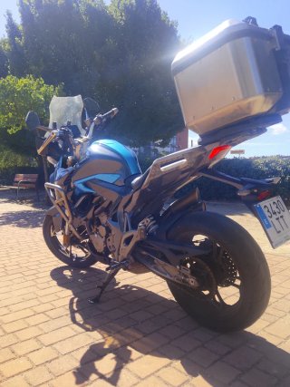 Moto Trail Adventure Negra y Azul