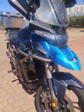 Moto Trail Adventure Negra y Azul