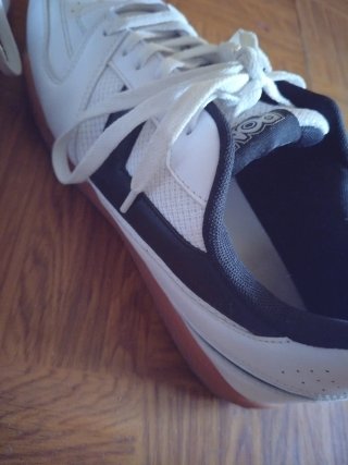 Zapatillas de fútbol sala Pony blancas y negras