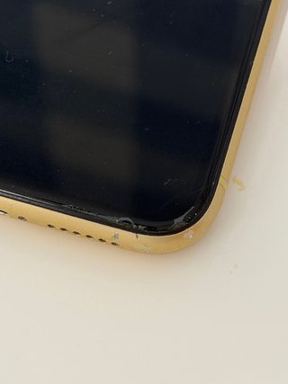 iPhone XR Amarillo