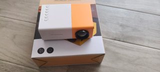 Proyector LED Multimedia Blanco/Amarillo