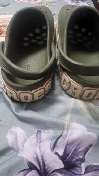 Zapatillas Crocs Verde Oliva