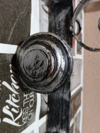 Perchero de hierro macizo antiguo cuanto me ofrece