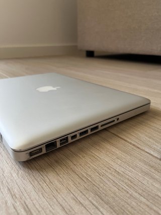 MacBook Pro 13” Plata