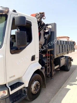 Renault Midlum 240 DXi grúa Palfinger