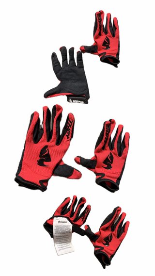 Lote Motocross Niño: Casco, Botas, Gafas, Guantes