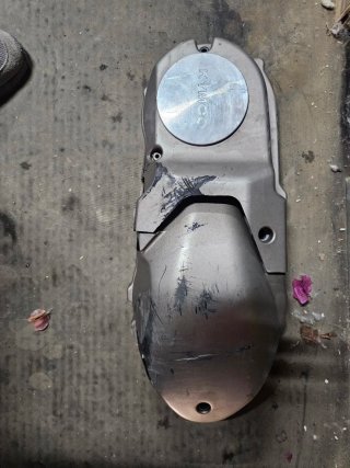 Tapa motor Kymco Xciting 500