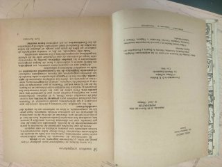 4 libros antiguos de enseñanza.