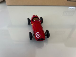 Ferrari 500 F2 Modelo Coche Rojo