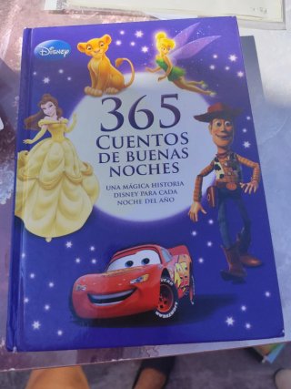 Libro cuentos de buenas noches