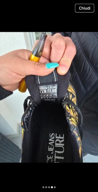 Scarpe Versace Jeans Couture nere e oro