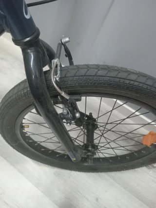 Bicicleta BMX azul