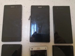 Lote Sony XPERIA para piezas o reparar