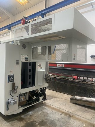 Torno CNC CMZ TA 20 Y