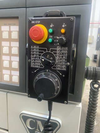 Torno CNC CMZ TA 20 Y