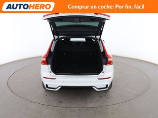 Volvo XC60 2.0 B4 Mild-Hybrid R Design 2WD