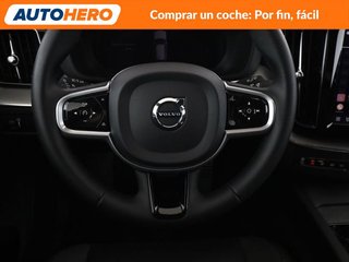 Volvo XC60 2.0 B4 Mild-Hybrid R Design 2WD