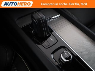 Volvo XC60 2.0 B4 Mild-Hybrid R Design 2WD