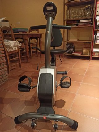 Bicicleta estática ISE casi nueva