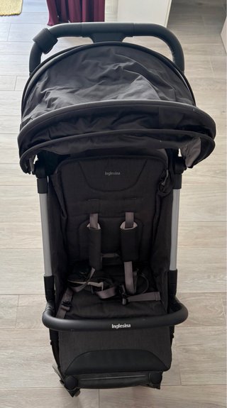 Silla de paseo Inglesina Quid 2 plegable.