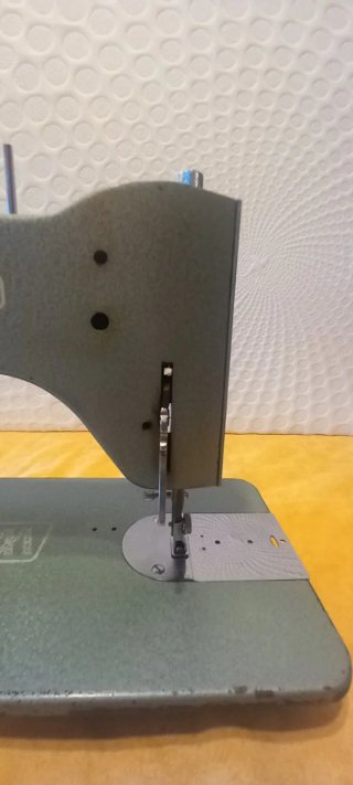 Máquina de coser Wertheim