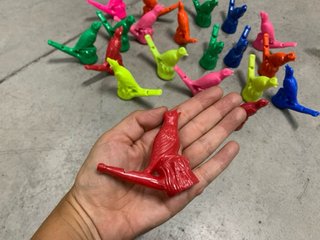 Juguetes Infantiles Pajaritos Silbatos Colores