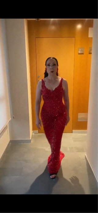Vestido de fiesta rojo estilo gitana