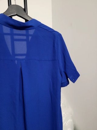 Blusa azul HUSH talla S