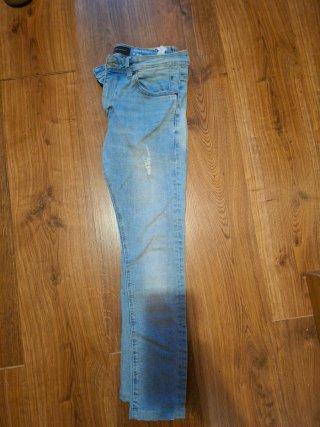 Pantalones vaqueros Bershka desgastados